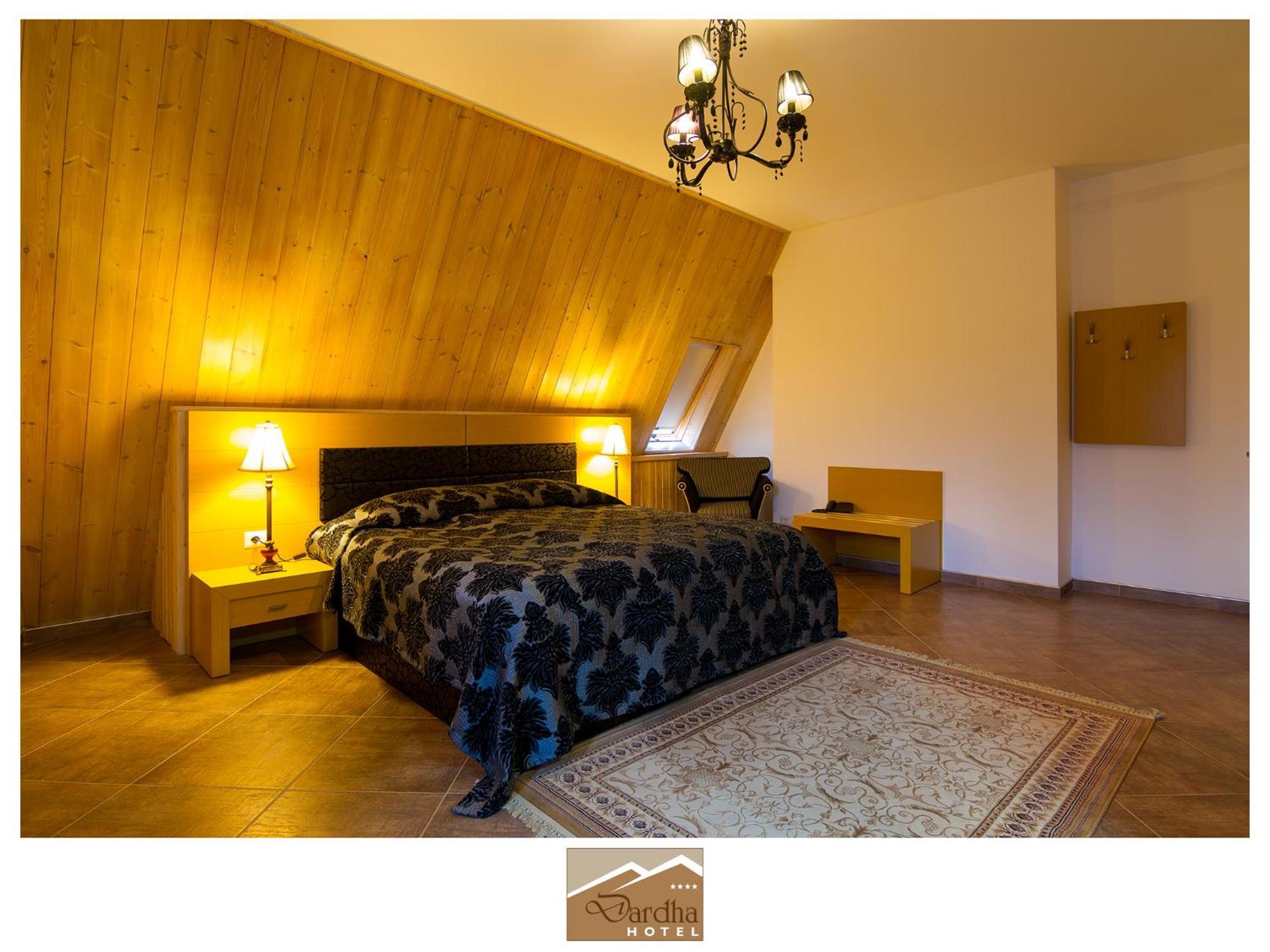 Hotel Dardha Dardhe (Korce) Quarto foto